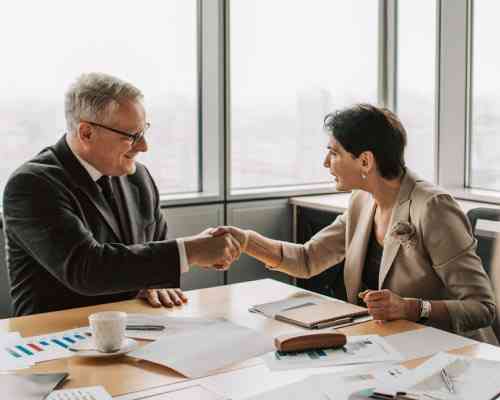 HR Consulting & Regulatory Compliance A professional conducting investigations of employee complaints in California.